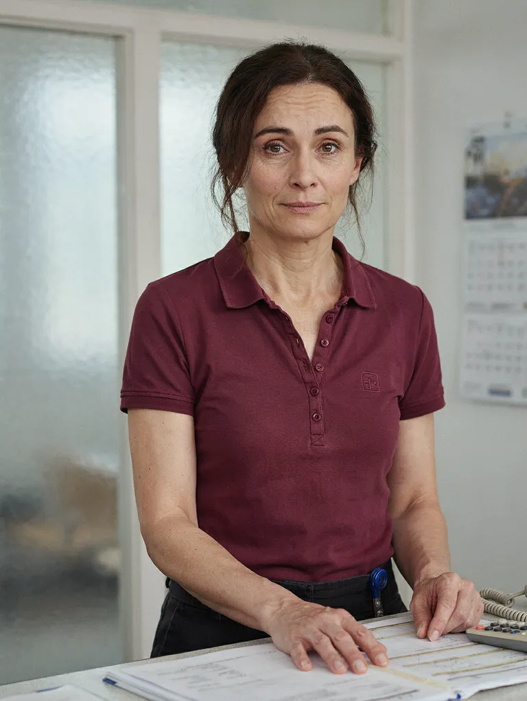 Portrait der synthetischen Persona Karin Trattner